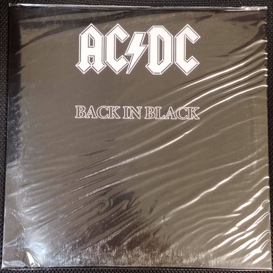 AC/DC – Back In Black (1980)